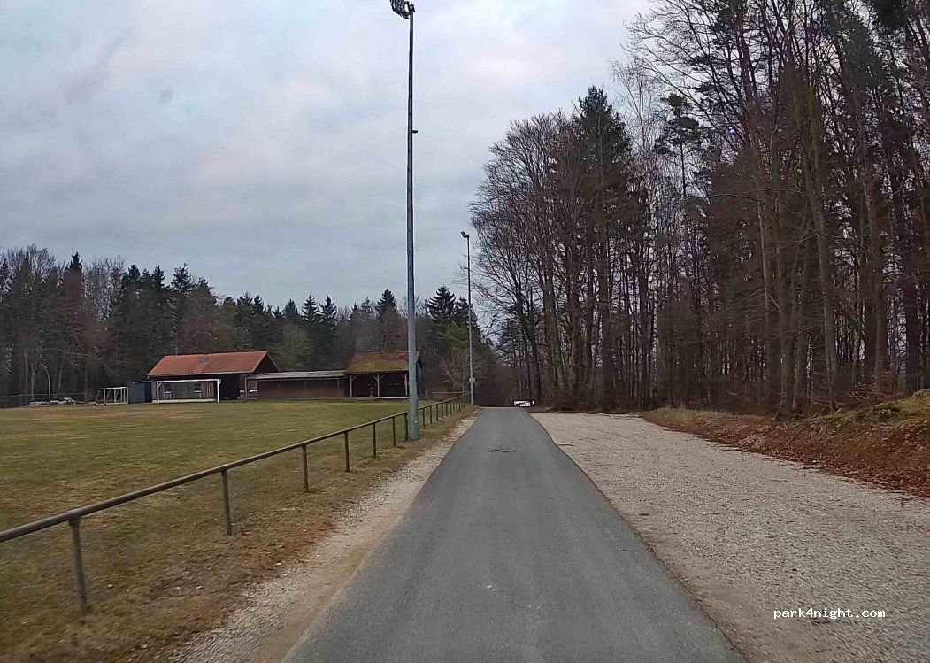 (92278) Illschwang - 1 Waldstraße — foto 2