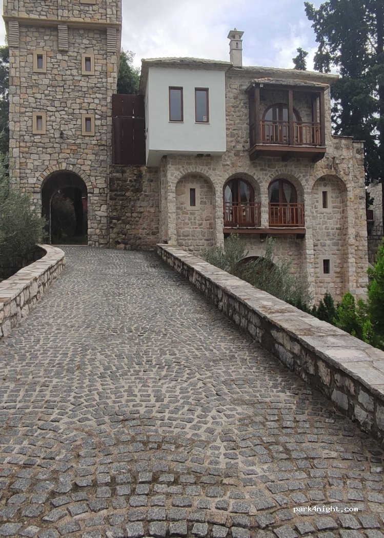 (P79R) Tvrdoš Monastery - M6 — foto 2