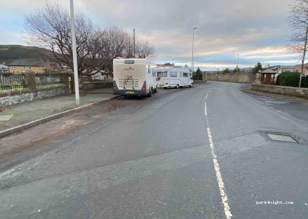 (EH45 8JQ) Peebles - Neidpath Rd — foto