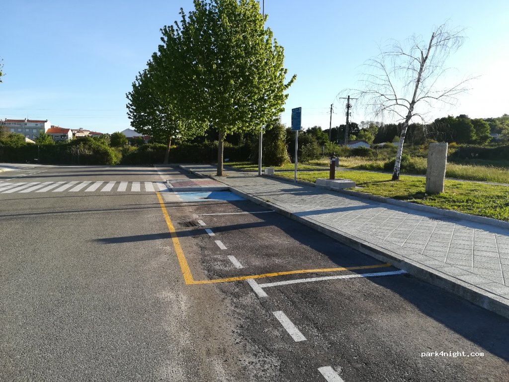 Area AutoCaravanas de Xinzo de Limia — foto