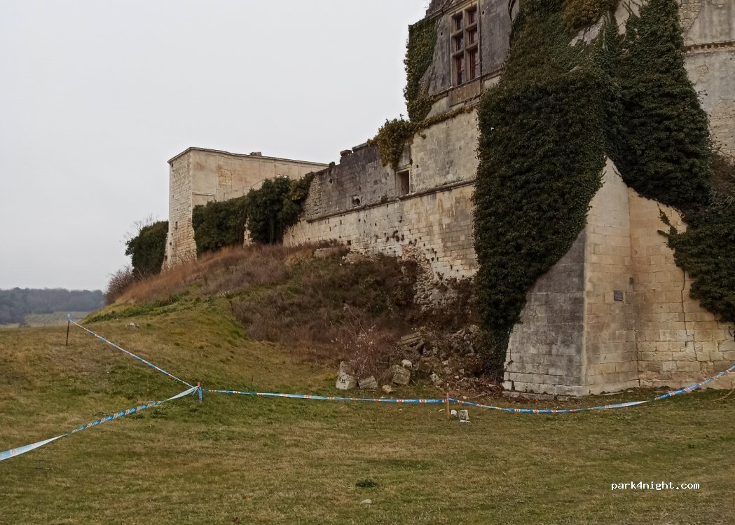 (16120) Bouteville - 13 D95 — foto