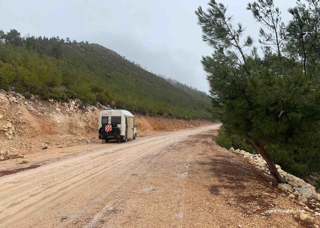 (20570) Denzili - Unnamed Road — foto