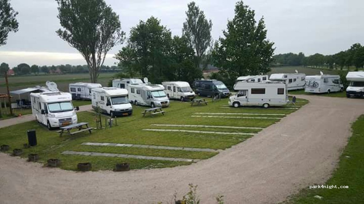 Camperplaats Budel — foto