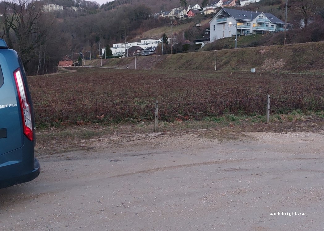(4202) Duggingen - 6 Bahnweg — foto 3