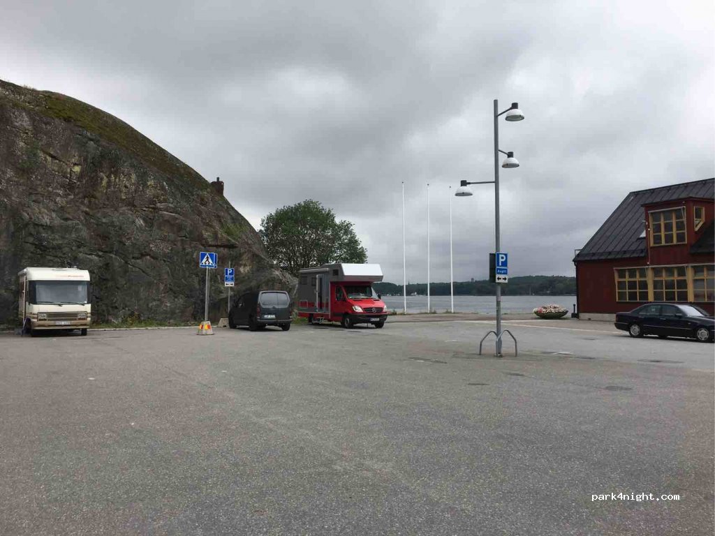 (131 52) Nacka Strand - 43 Augustendalsvägen — foto