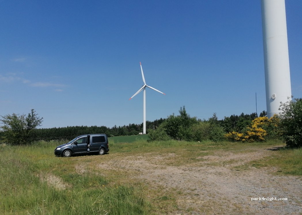 (571 01) Gruna - Unnamed Road — foto 2
