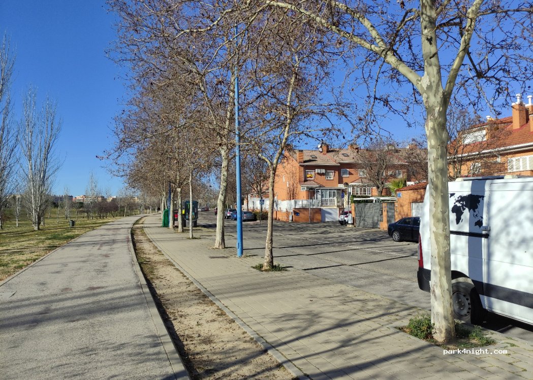 (28918) Leganés - 74 Calle del Fresno — foto