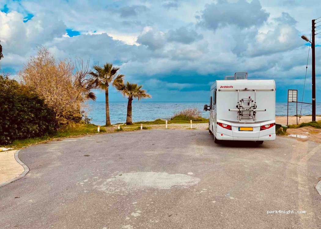 Kyrenia - NESET IKIZ STREET 15 — foto