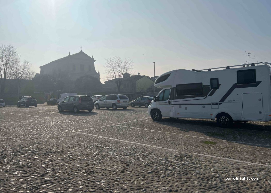 (44022) Comacchio - 16 Via Monsignore Luigi Maria Carli — foto 3
