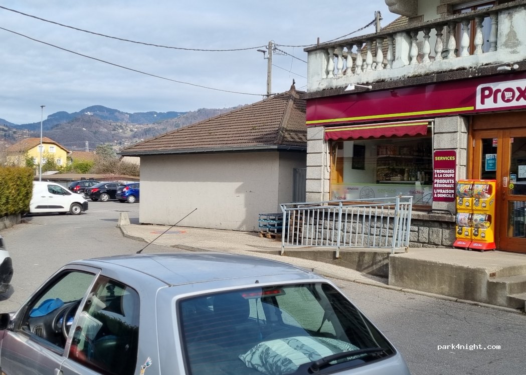 (74950) Scionzier - 11 Avenue du Mont Blanc — foto