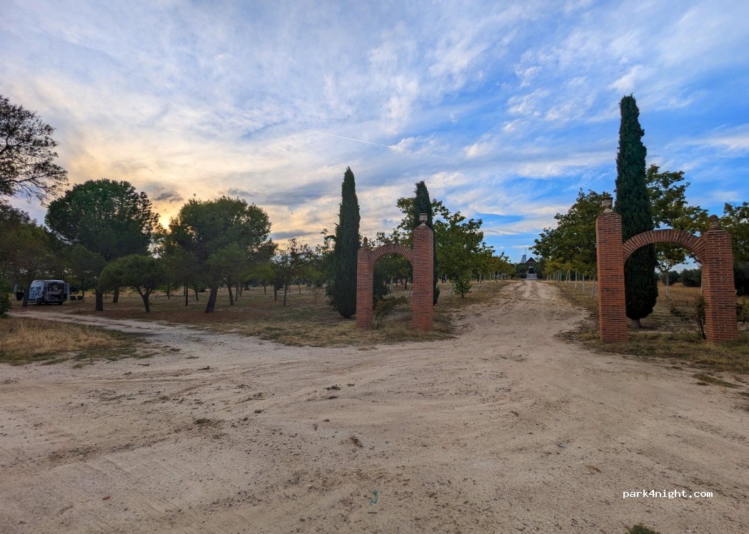 (45519) Novés - Unnamed Road — foto 4