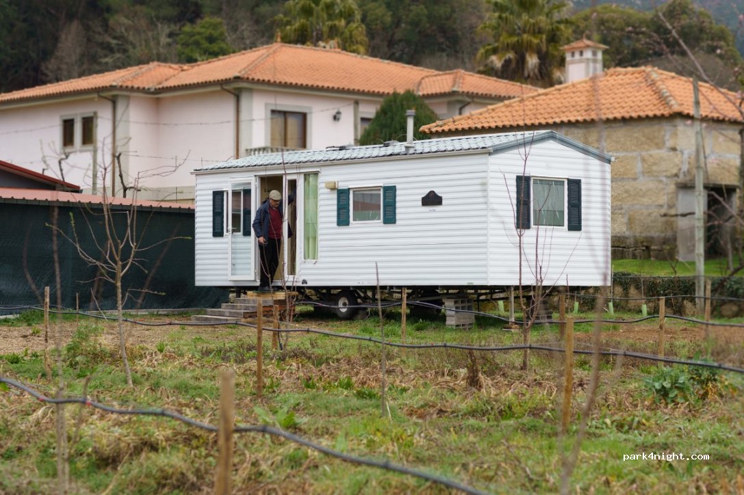 MICROCAMPING AT REQUEIXO TERRAIN — foto 2