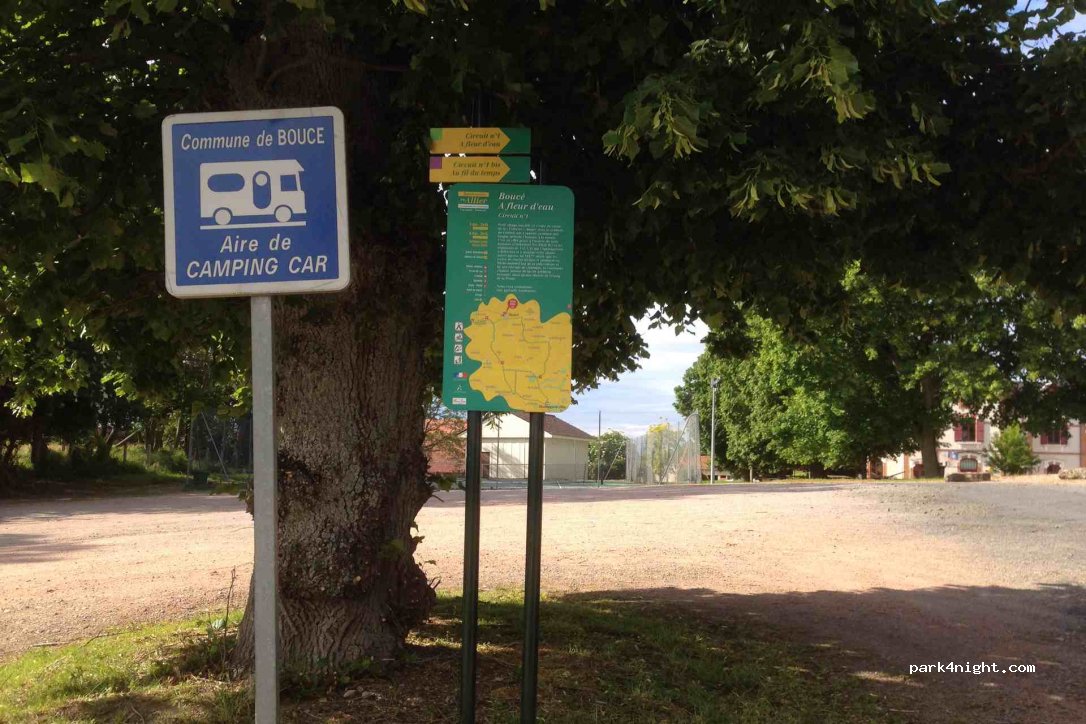 (03150) Boucé - 5 Route de Varennes — foto 2