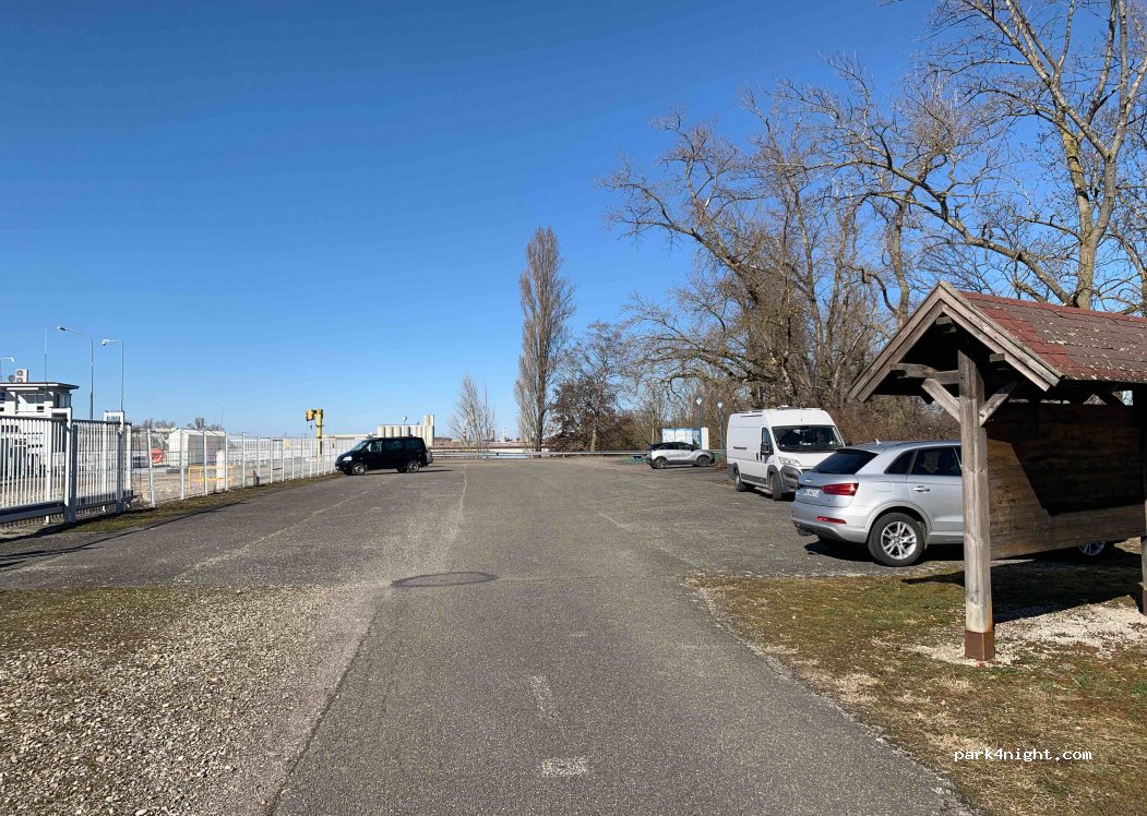 (68490) Ottmarsheim - Unnamed Road — foto