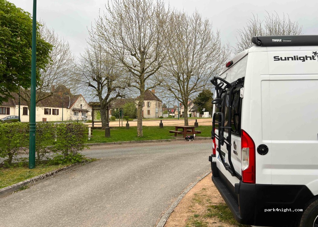 (03240) Cressanges - 1 Route de Souvigny — foto 4