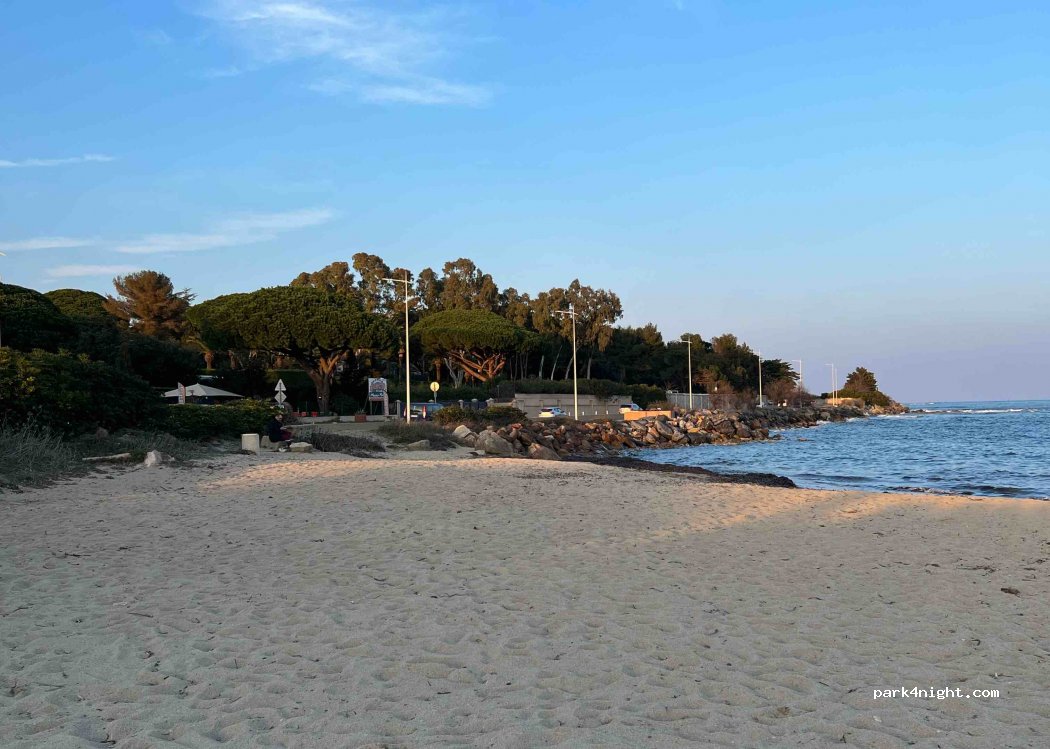 (83310) Grimaud - 6 Chemin de Guerrevieille — foto