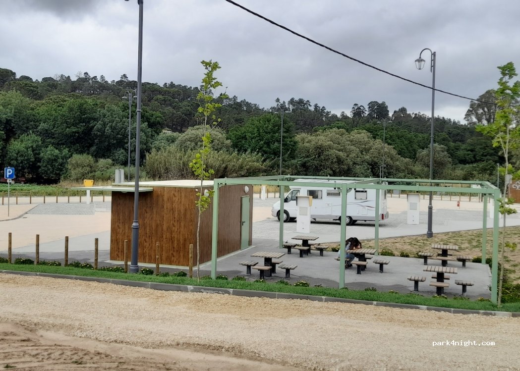 Área Serviço Autocaravanas da Erra — foto