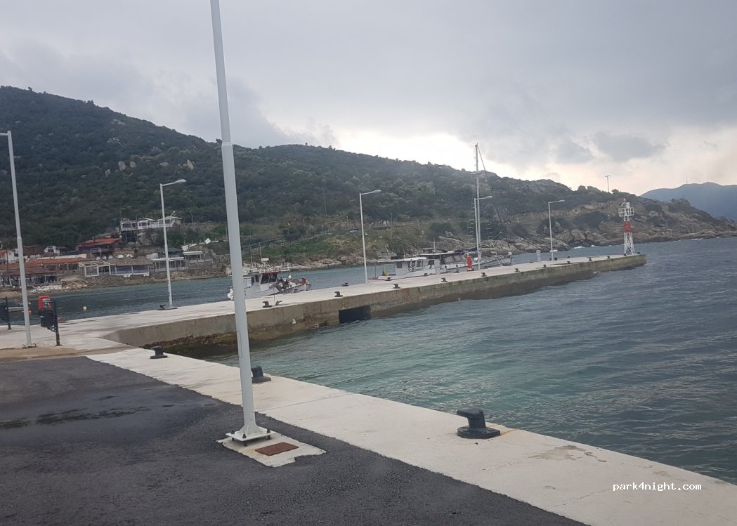 (630 72) Toroni - Unnamed Road — foto
