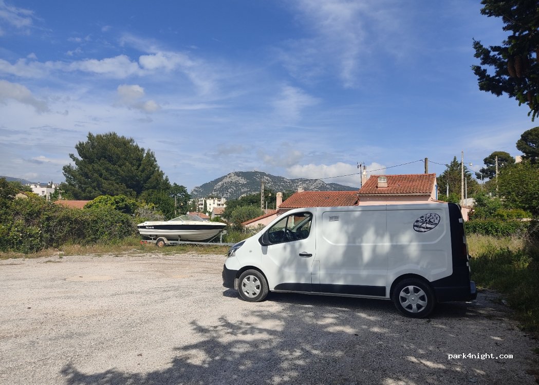 (83200) Toulon - 121 Avenue de la Gaie Vallée — foto