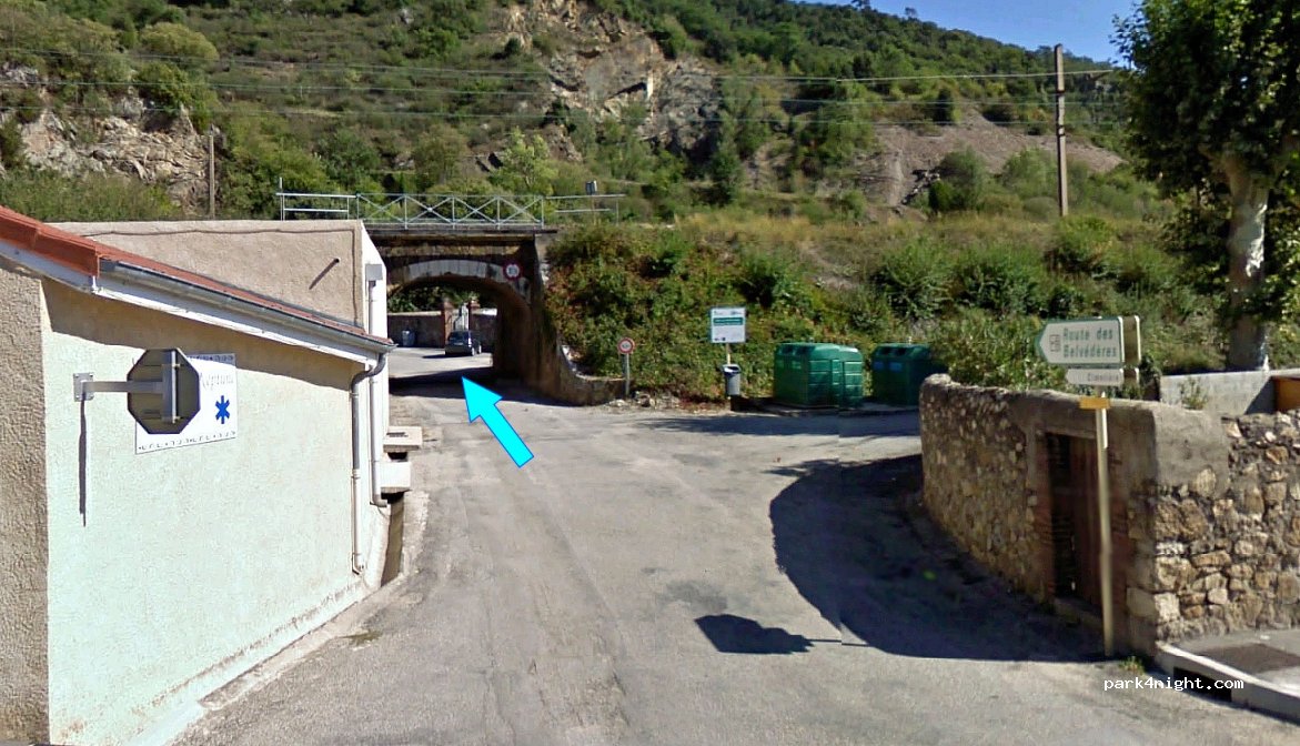 (26600) Serves-sur-Rhône - Les Garennes — foto