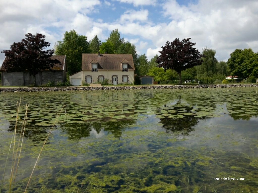 (10170) Méry-sur-Seine - 26-32 Route de Soissons — foto