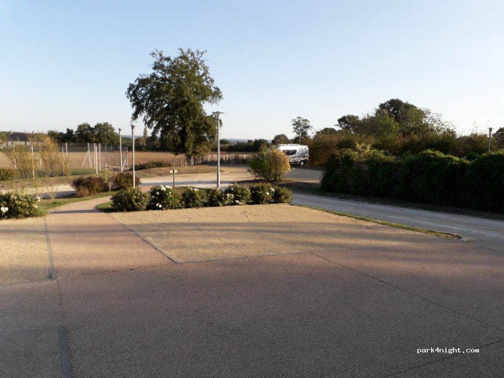 (36400) Chassignolles - Le Bourg — foto 3