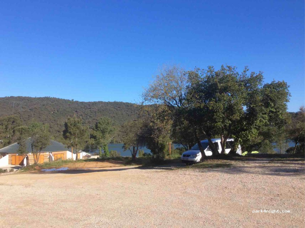 (83440) Tanneron - Route du Lac — foto 2