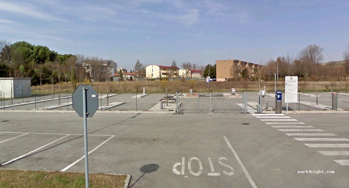 Area Sosta Camper San Vito al Tagliamento — foto