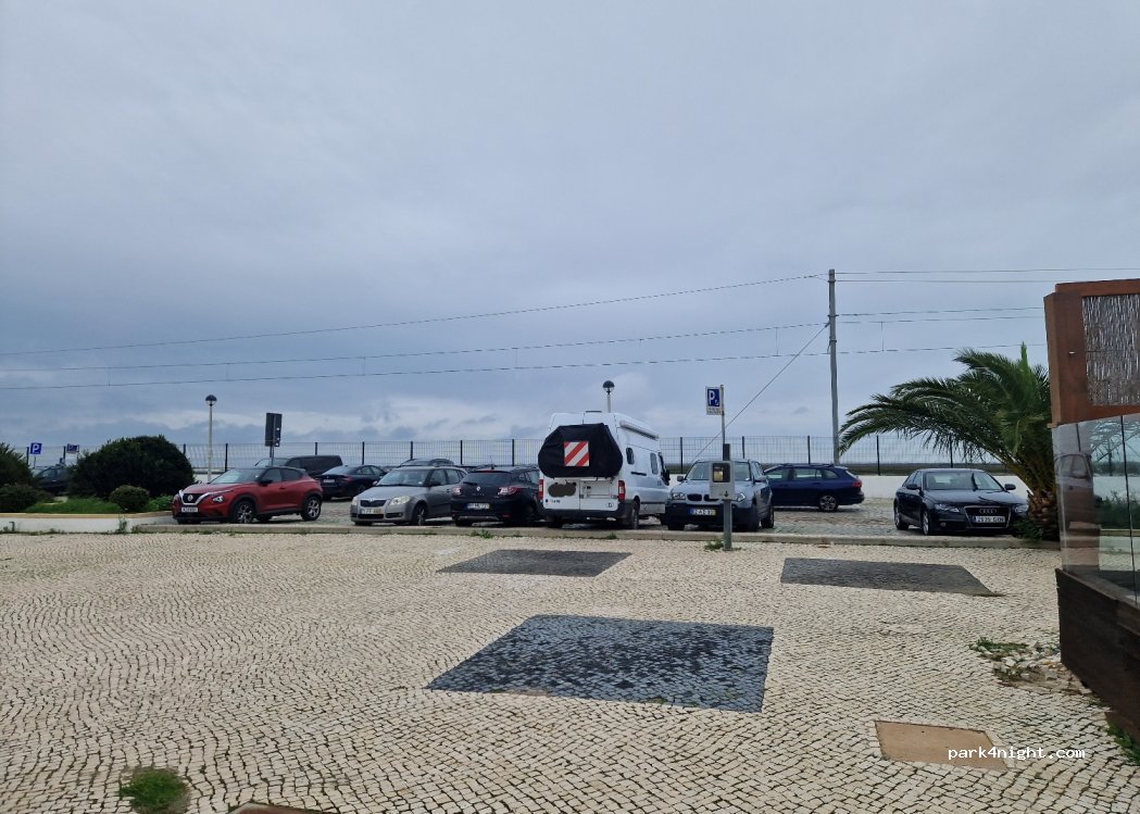 (8000-541) Faro - — foto