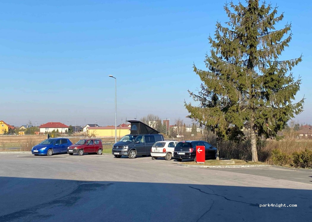 (88-180) Złotniki Kujawskie - 2 Szosa Bydgoska — foto