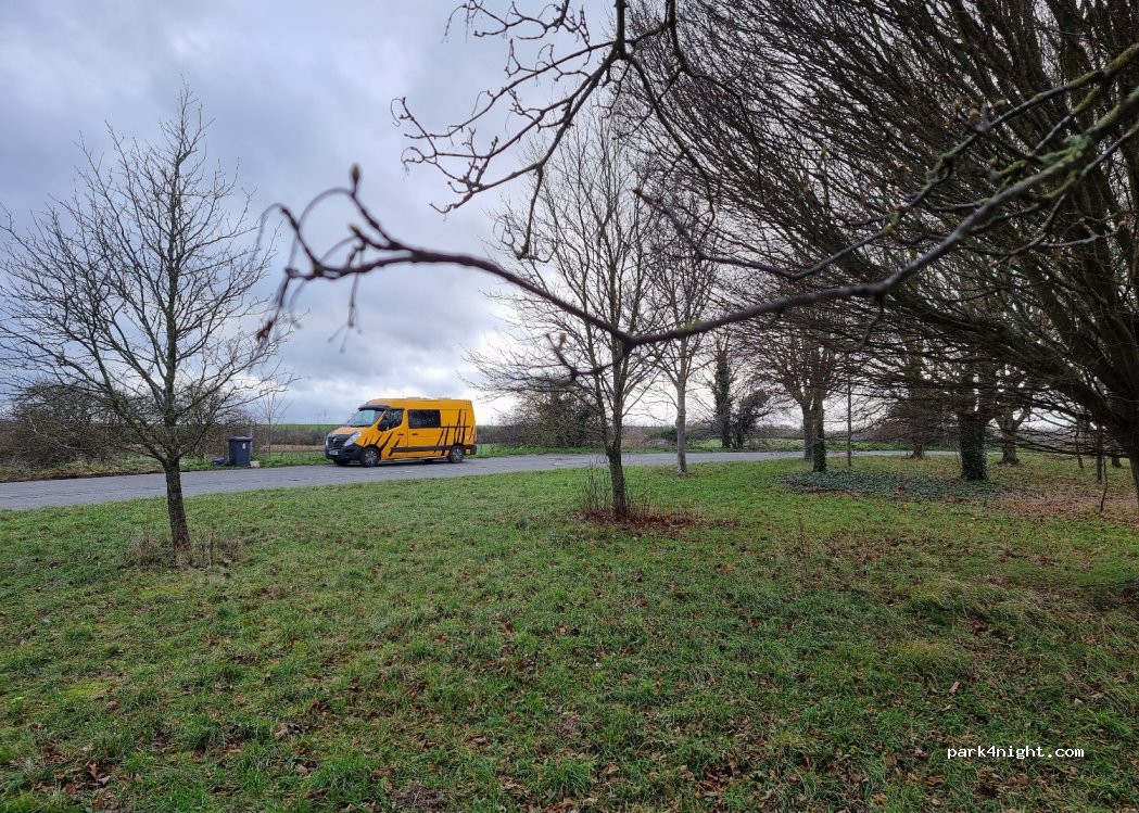 (NG32 3PB) Grantham - Back Ln — foto