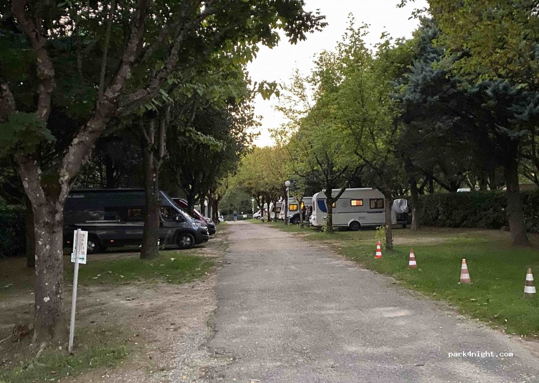 Camping des Nations — foto