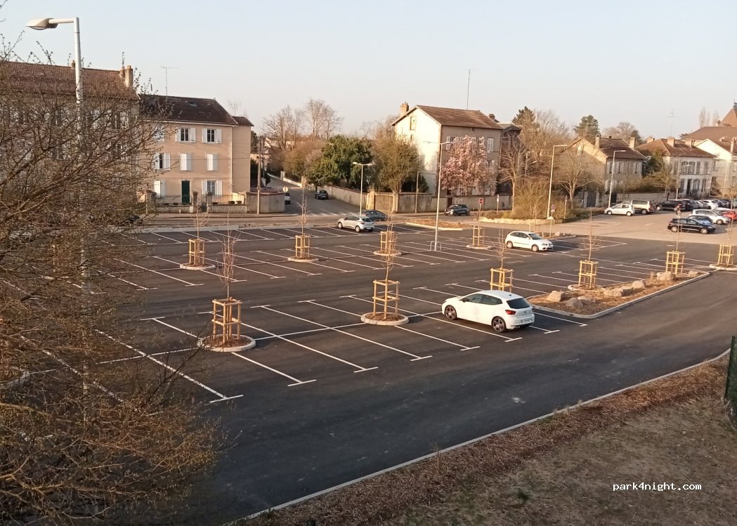 Parking des Bénédictins — foto
