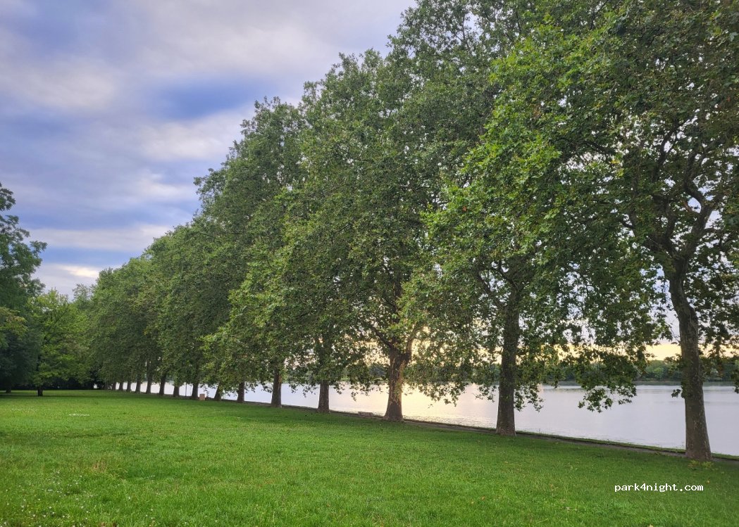 (71000) Mâcon - All. du Parc — foto 2