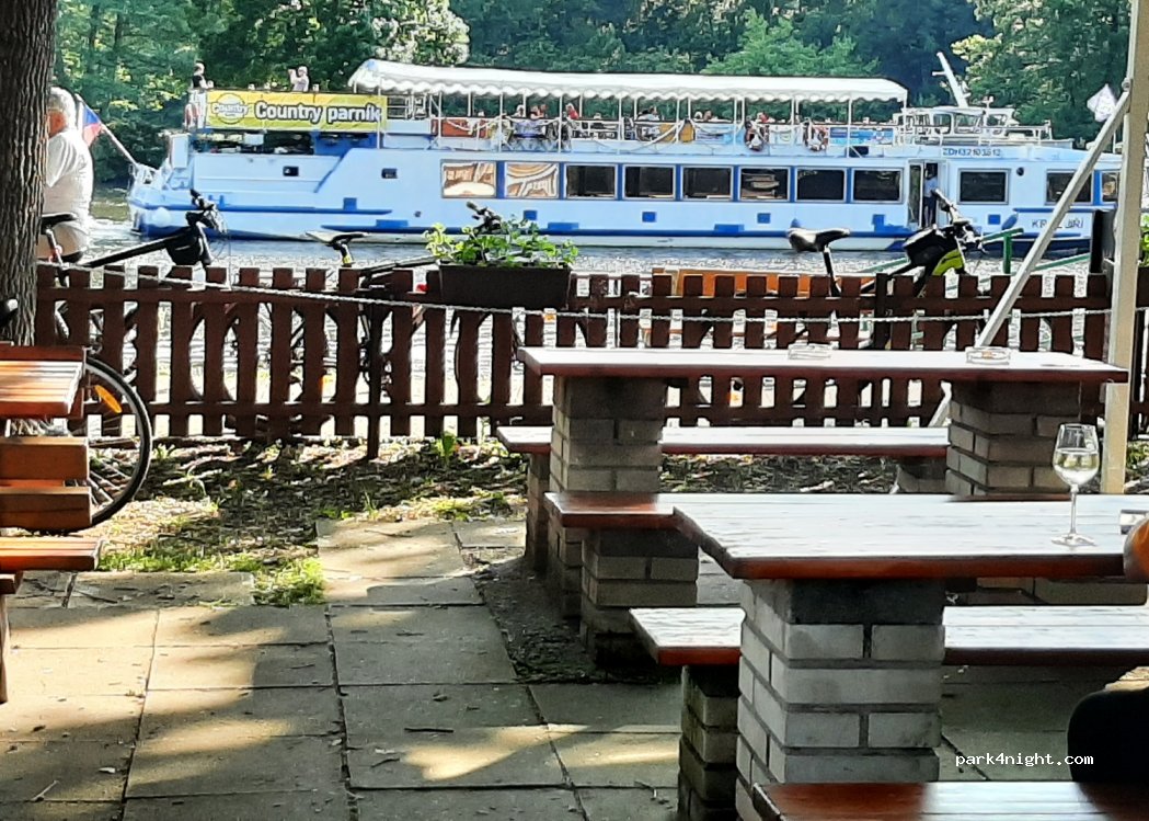 Kemp Karavan — foto