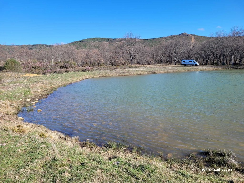 (49340) Justel, Zamora - Unnamed Road — foto