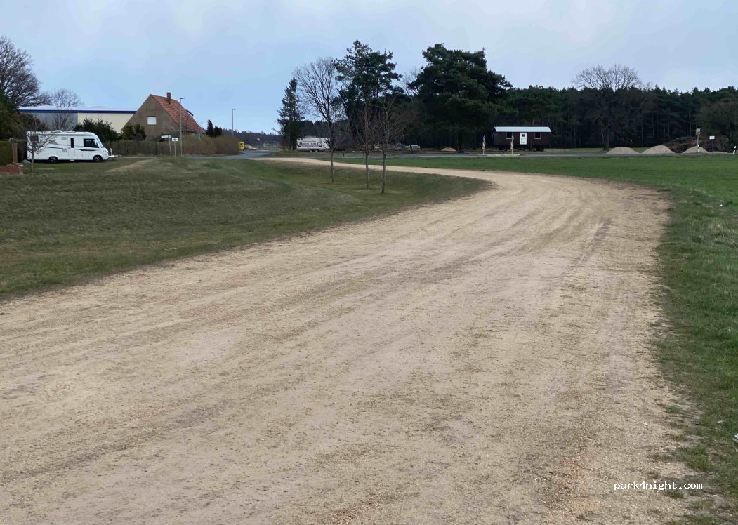 (02956) Rietschen - 24 Landstraße — foto