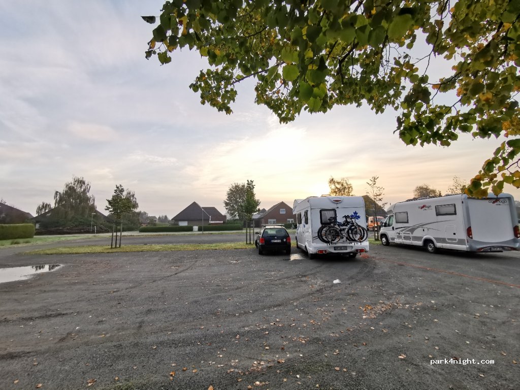 Wohnmobilstellplatz Rechtsupweg — foto