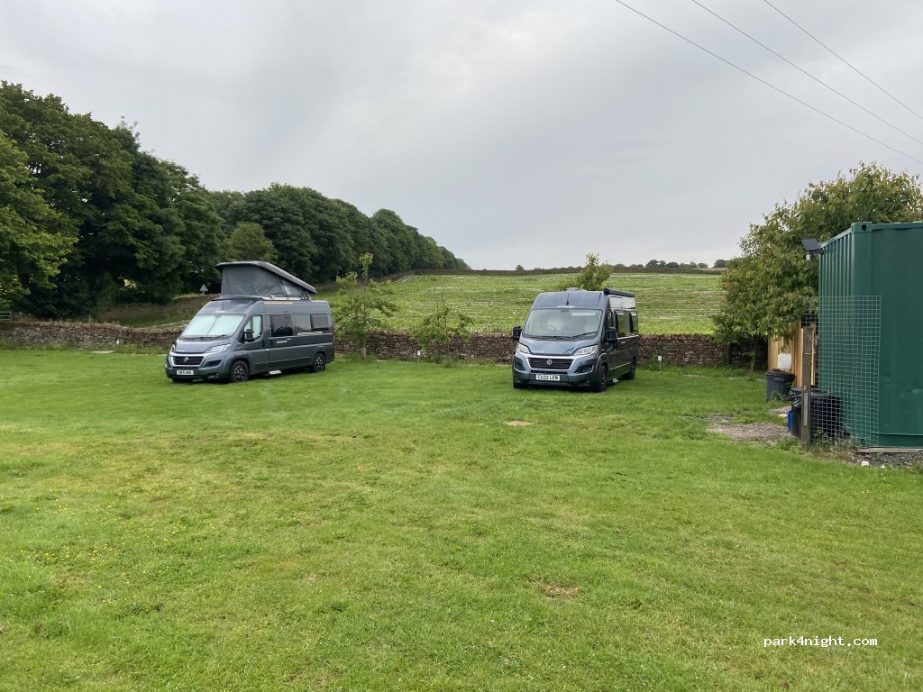Tollbar Paddock Motorhome Stopover — foto 2