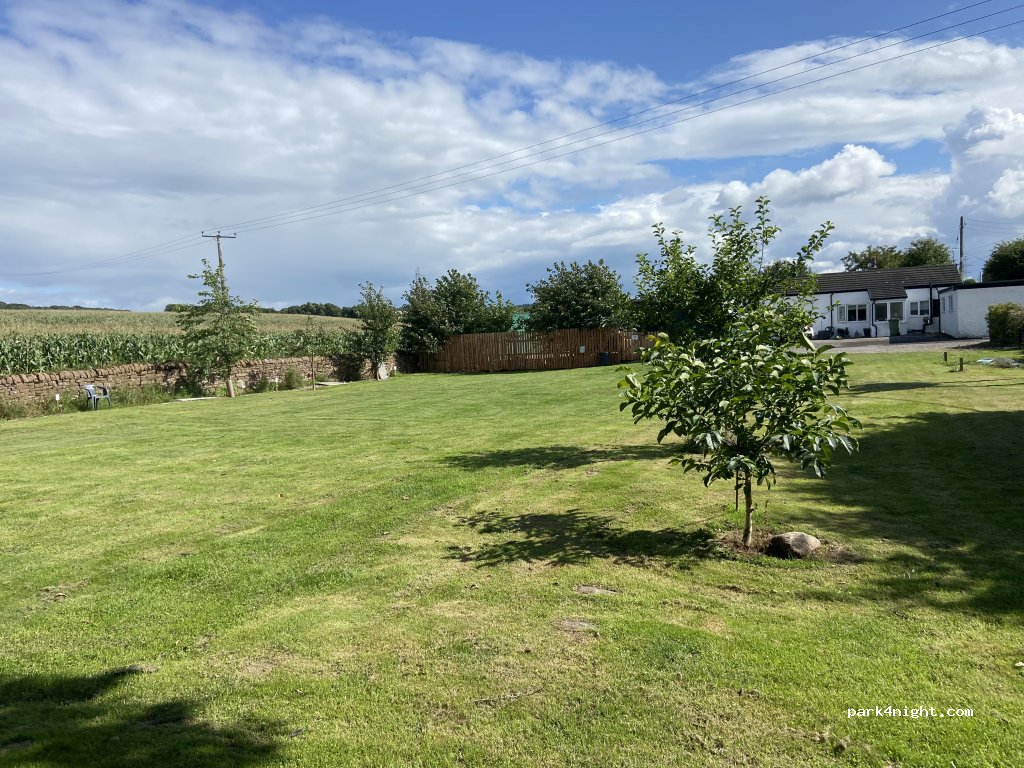 Tollbar Paddock Motorhome Stopover — foto 5