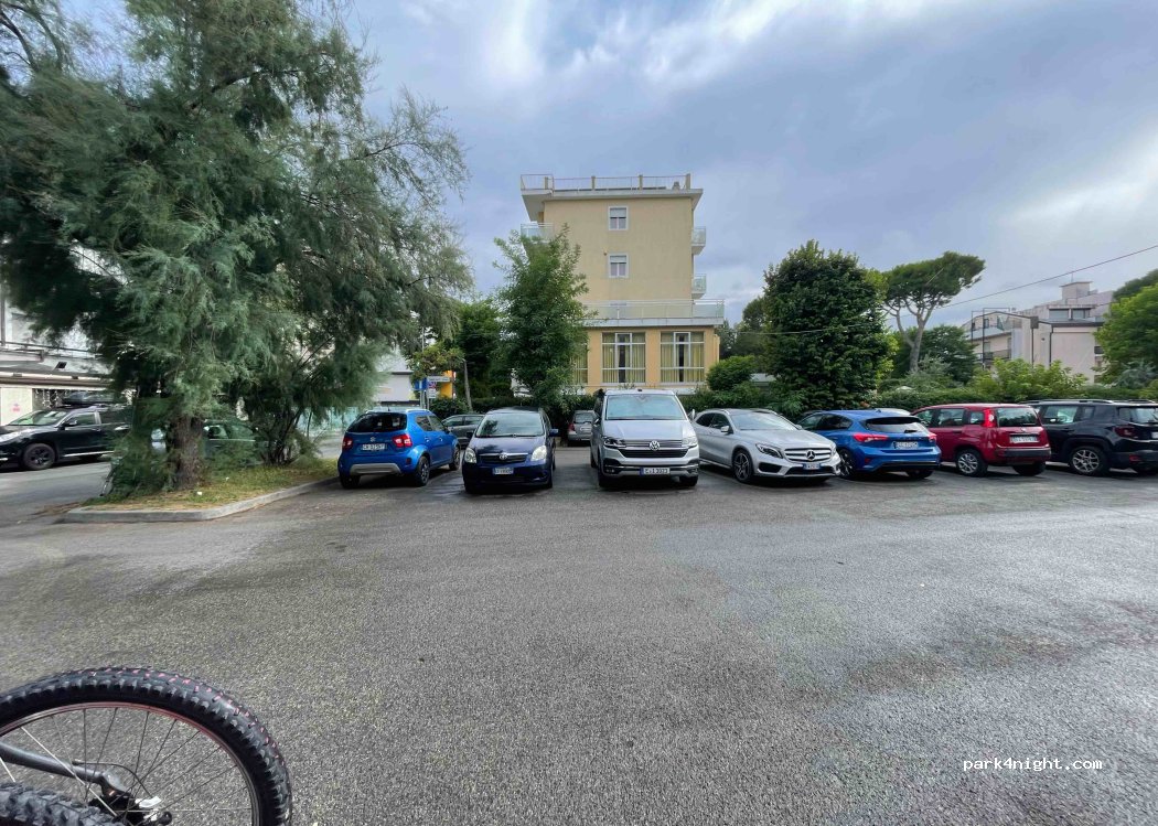(47921) Rimini - 14 Via G. dalle Bande Nere — foto 3
