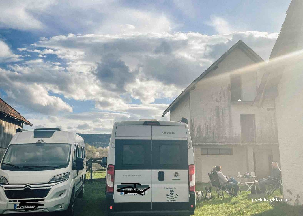 Yurt Farm Glamping — foto