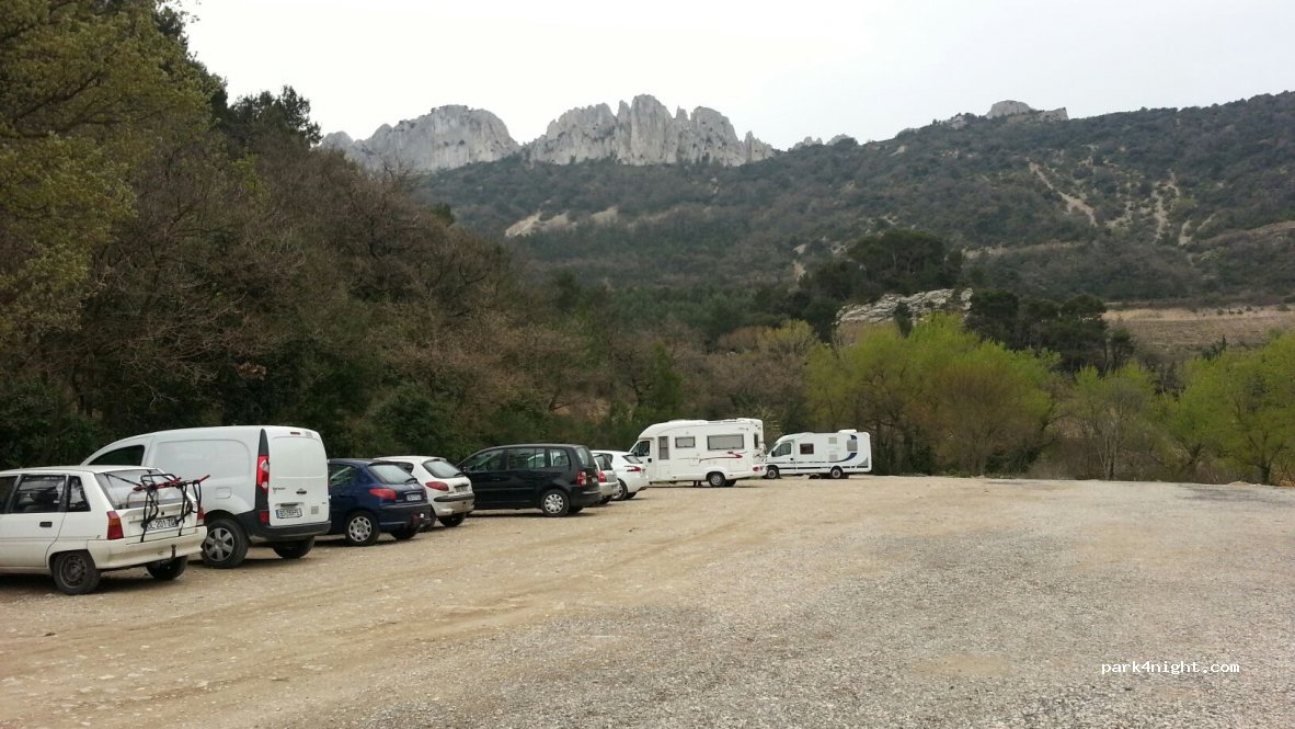 (84190) Gigondas - Route des Florëts — foto