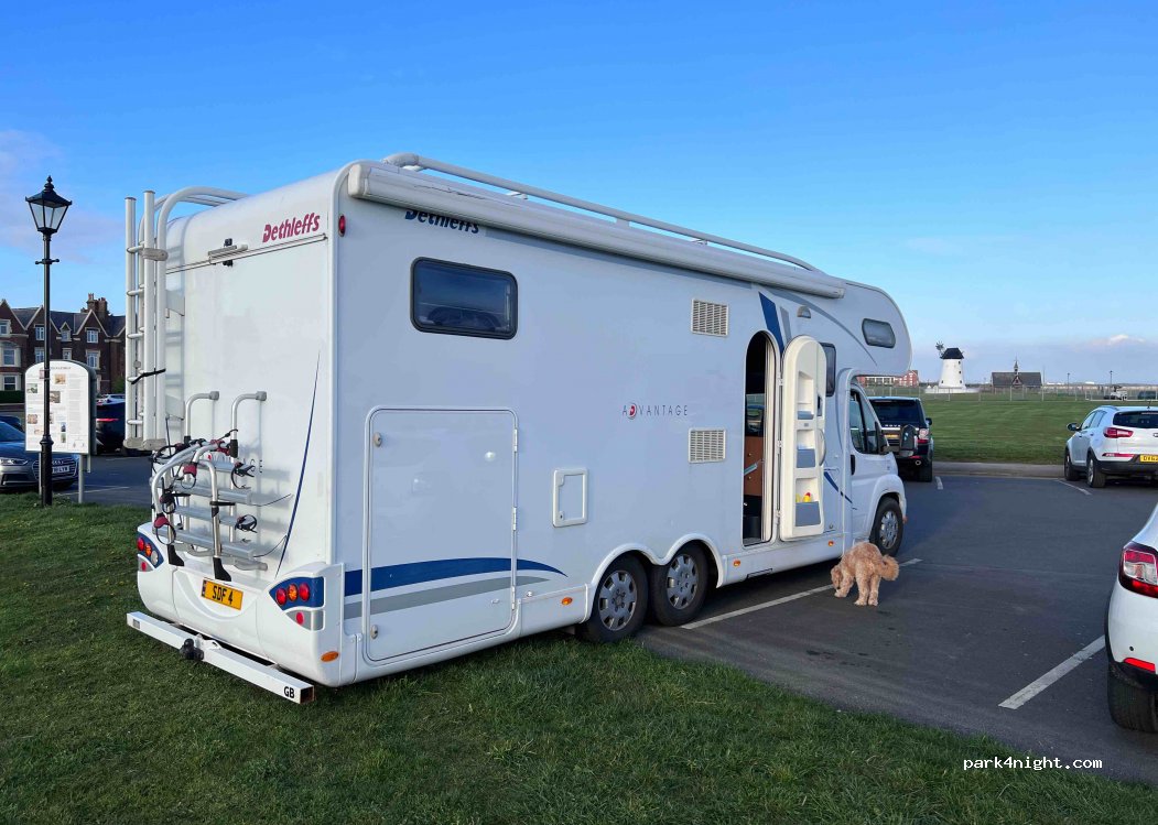 (FY8 5LB) Lytham Saint Annes - 3 Central Beach — foto