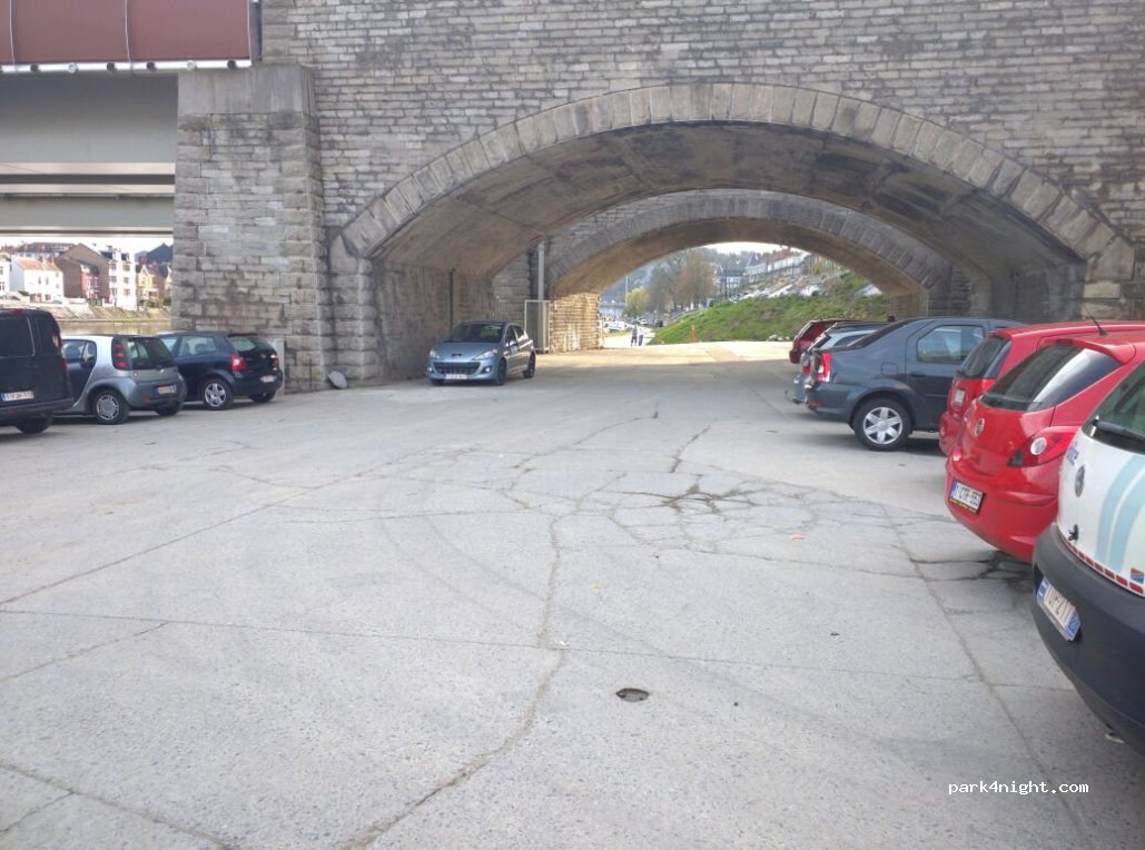 (5000) Namur - 4 Rue du Quai — foto