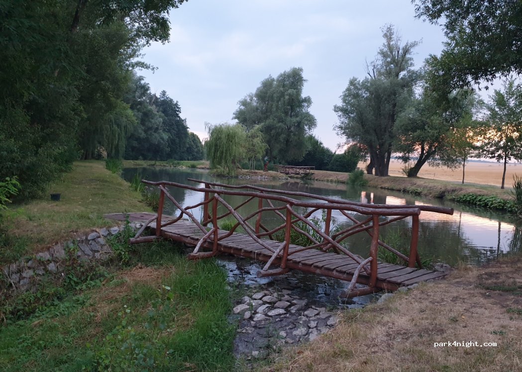 (669 02) Chvalovice - — foto 2