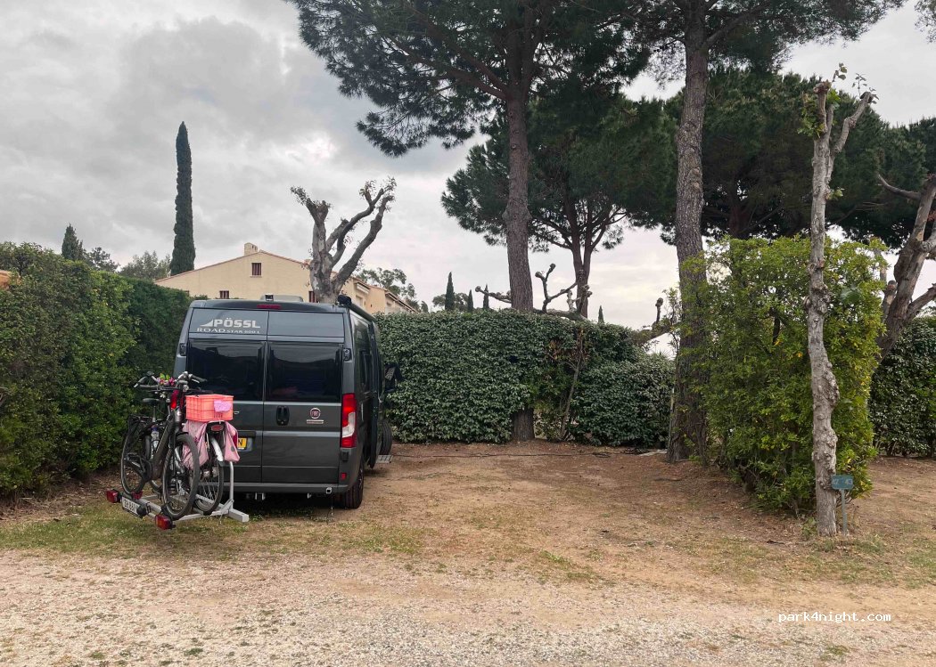 Caravaning Saint Clair — foto