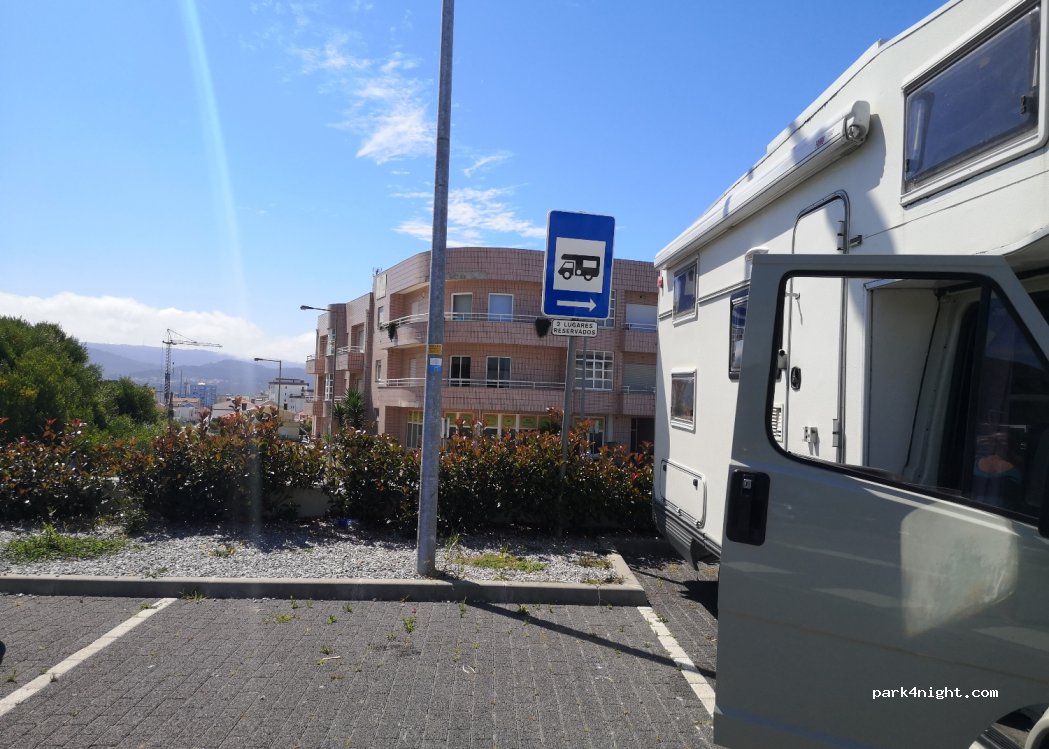 (4910-523) Vila Praia de Âncora - 103 Rua António Pedro — foto