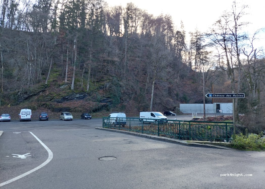 (74700) Sallanches - 220 Chemin Révérend Père Jacquier — foto
