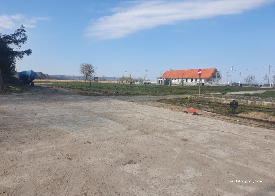(14-530) Frombork - 2 Dworcowa — foto 2